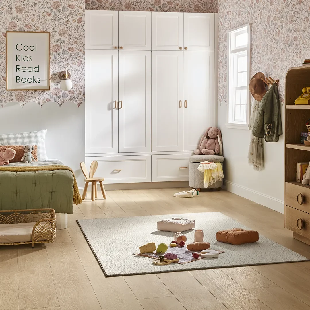 Area Rug in bed room | Vic's Carpet & Flooring
