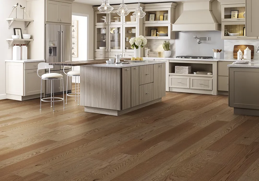 Hardwood in modern kitchen | Vic's Carpet & Flooring