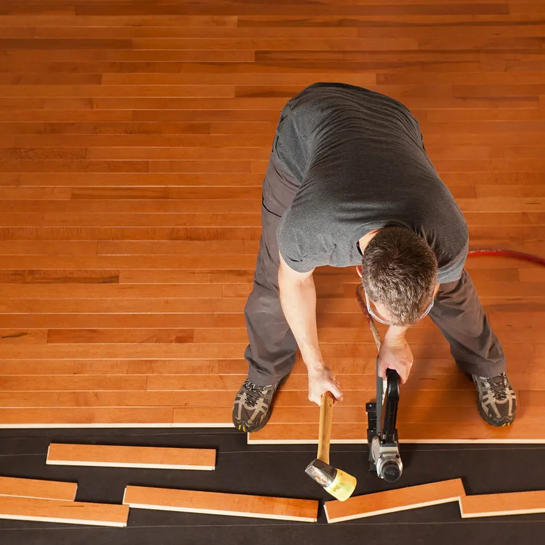 Hardwood installation | Vic's Carpet & Flooring